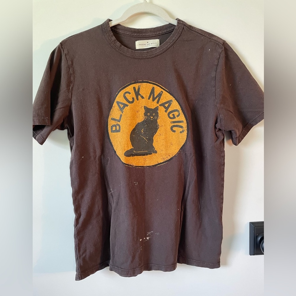 imogene + willie Brown Tee with Orange 'Black Magic' Cat Graphic